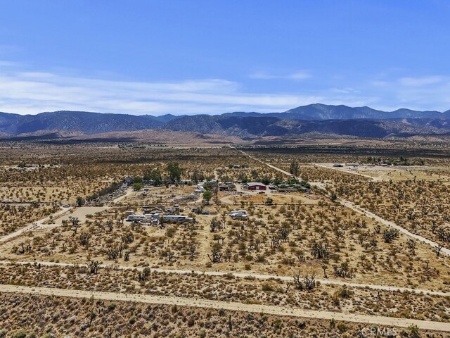 223 Avenue W, Llano, CA 93544 - photo 4