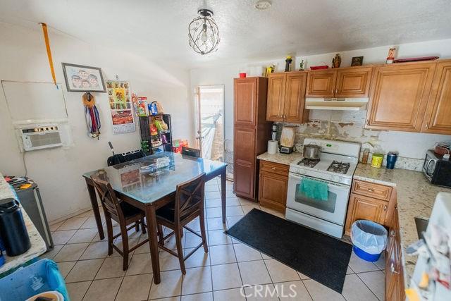 10915 Limonite Ave, Jurupa Valley, CA 91752 - photo 48