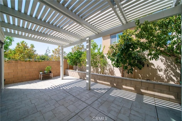 view of patio featuring a pergola