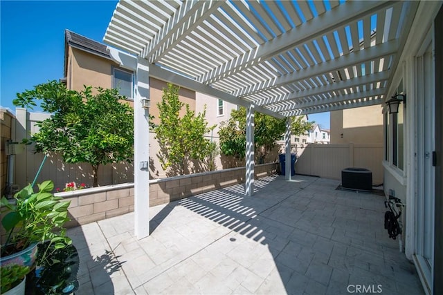 view of patio featuring a pergola