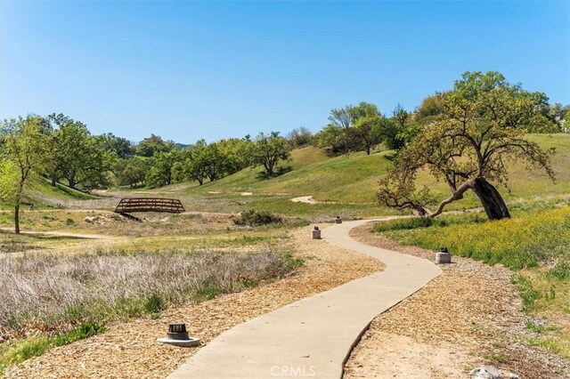 view of property's community featuring a rural view