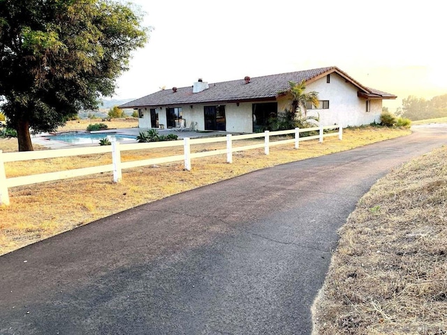 view of front of property