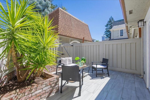 view of patio with outdoor lounge area