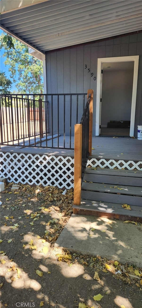 3590 Redwood St, Clearlake, CA 95422 - doorway to property