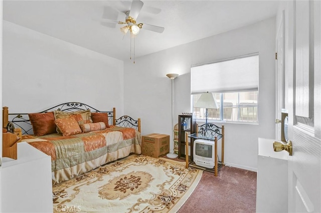 bedroom featuring carpet flooring and ceiling fan