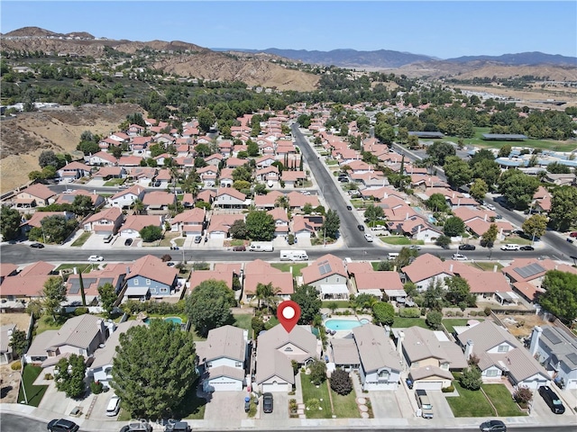 bird's eye view featuring a mountain view