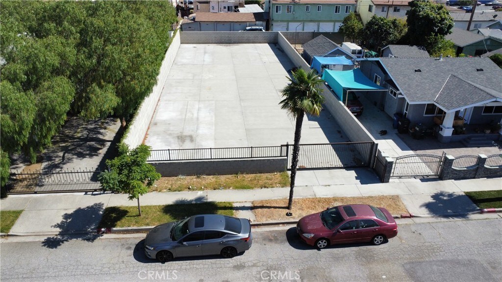 2632 E 56th St, Huntington Park, CA 90255