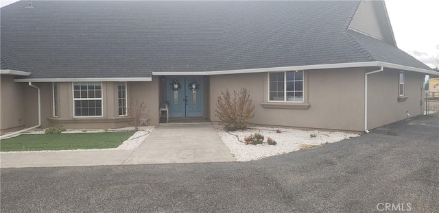 11710 Paskenta Rd, Red Bluff, CA 96080 - view of front facade featuring a shingled roof and stucco siding