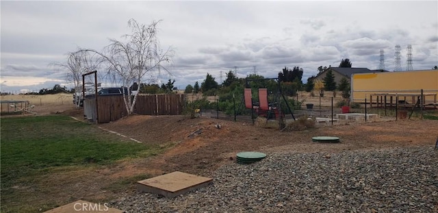 11710 Paskenta Rd, Red Bluff, CA 96080 - view of yard with fence