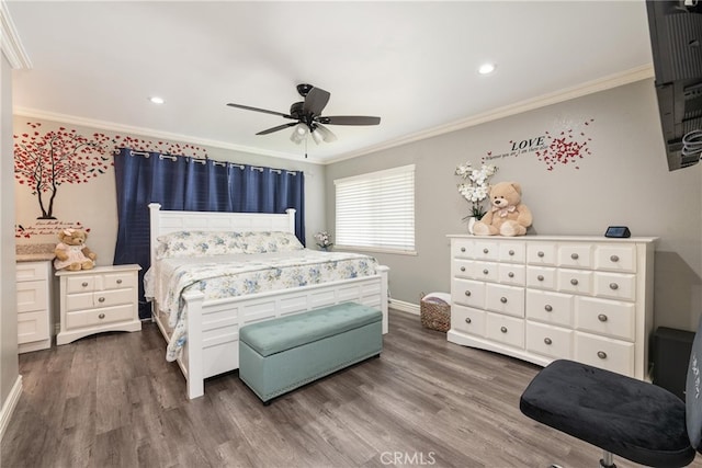 bedroom featuring ceiling fan, dark hardwood / wood-style flooring, and ornamental molding