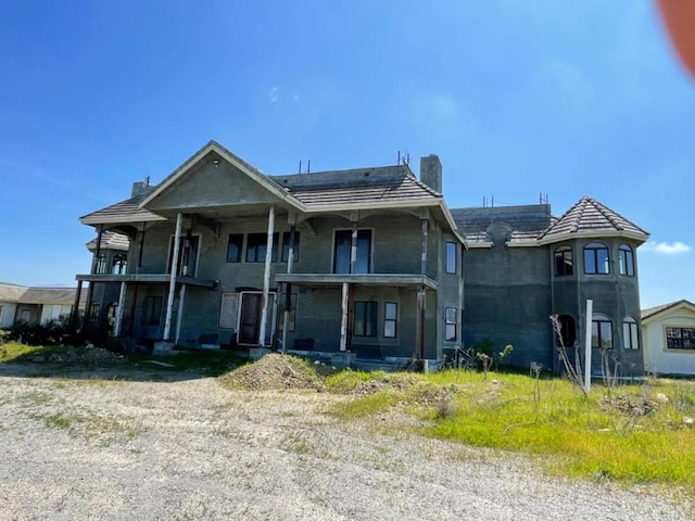 view of front of property