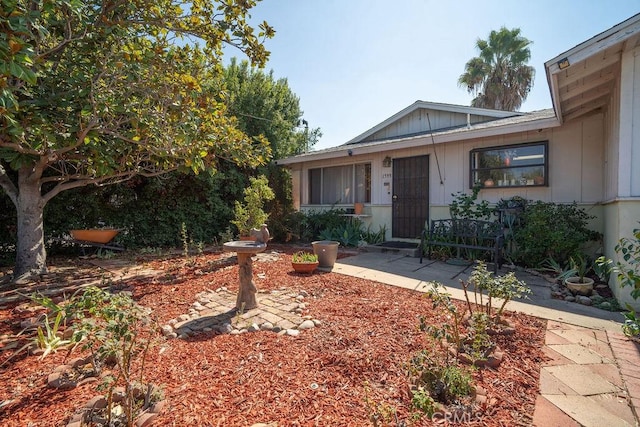 view of front of house featuring a patio area