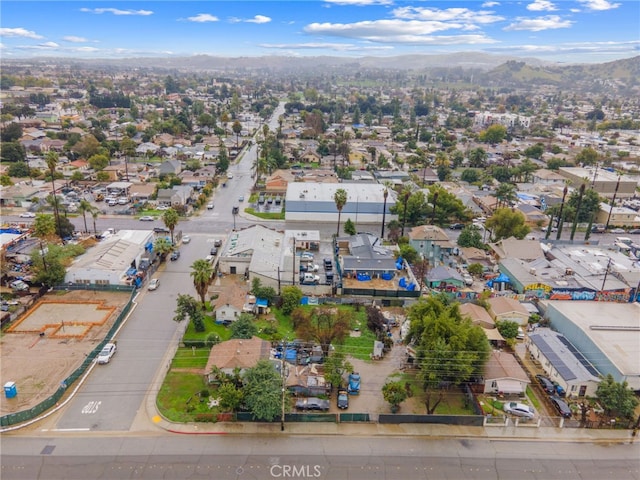 bird's eye view featuring a mountain view