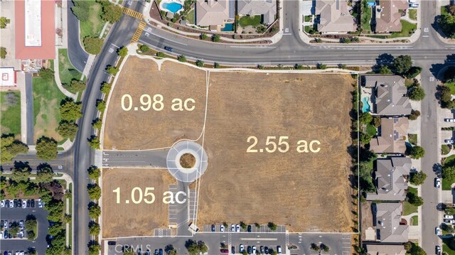 402 Mercy Ave, Merced, CA 95340