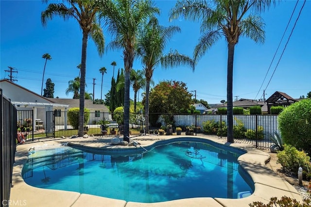 1021 S Lark Ellen Ave, West Covina, CA 91791 - view of pool featuring a fenced in pool and fence