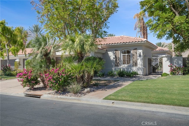 view of mediterranean / spanish-style home