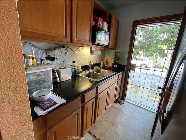 kitchen featuring sink