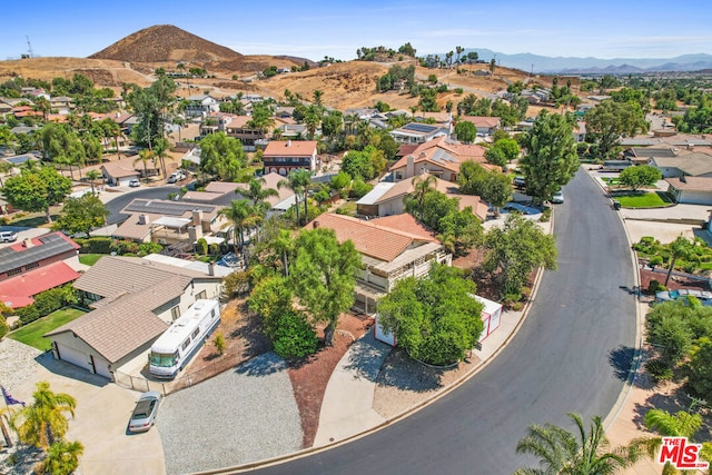 bird's eye view with a mountain view