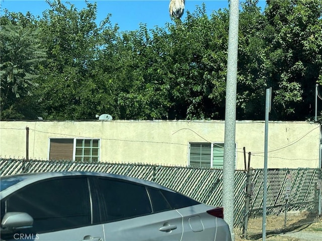 2728 Queen St, Los Angeles, CA 90039 - exterior space with fence