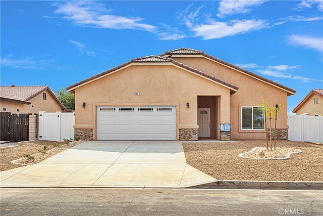 view of front of home featuring a garage