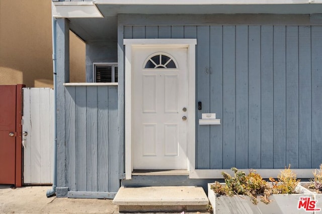 view of entrance to property