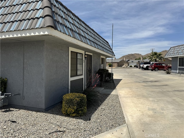 view of side of property