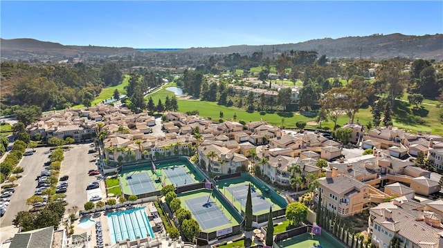 bird's eye view featuring a mountain view