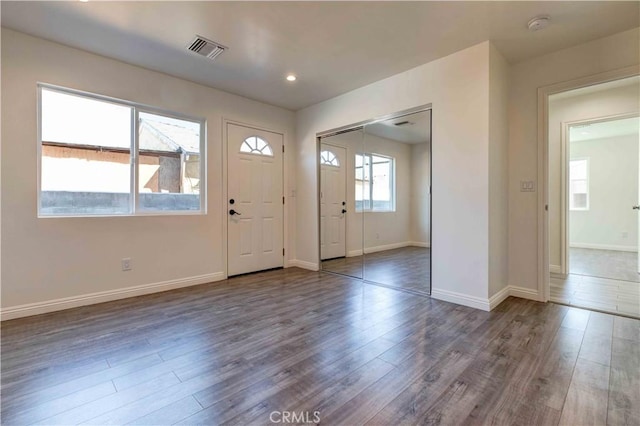 8812 Laurel Canyon Blvd, Sun Valley, CA 91352 - entryway featuring wood finished floors, baseboards, and recessed lighting