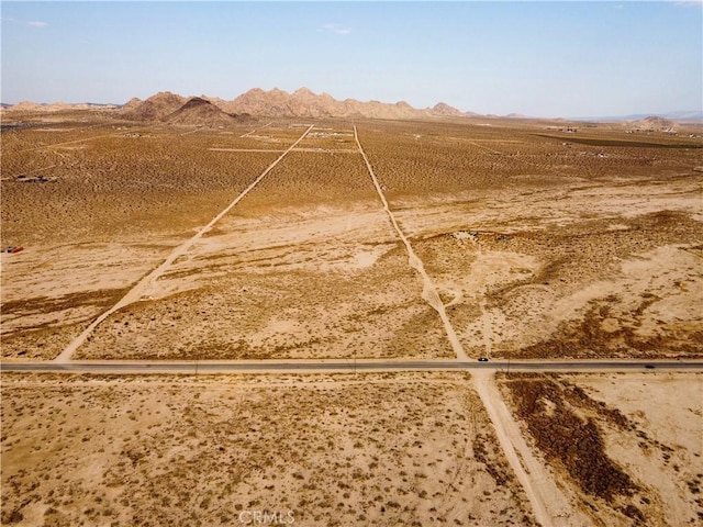 Listing photo 2 for 9 Camp Rock Rd, Lucerne Valley CA 92356