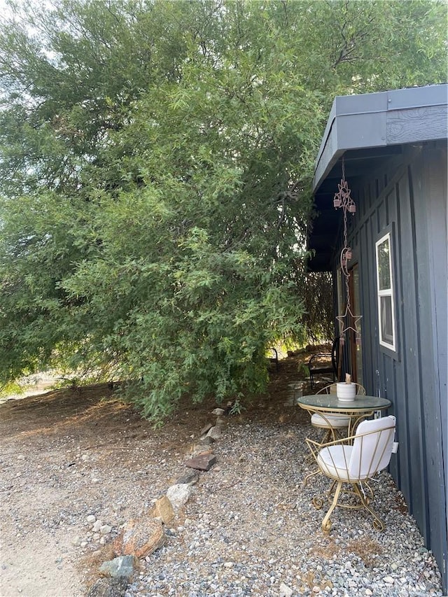 6161 Mirlo Rd, Yucca Valley, CA 92284 - view of yard