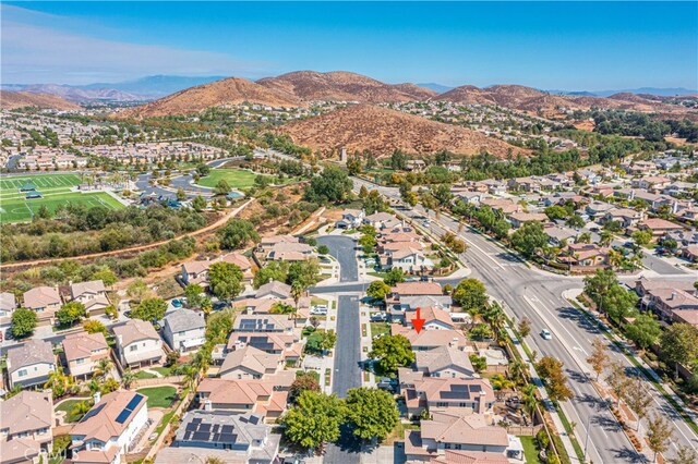 bird's eye view featuring a mountain view