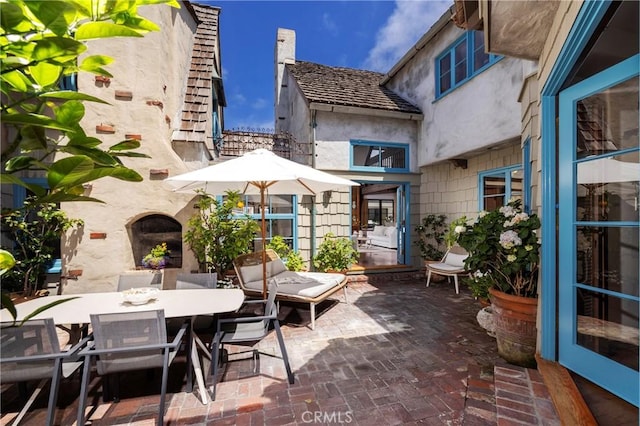 115 Apolena Ave, Newport Beach, CA 92662 - view of patio with outdoor dining space