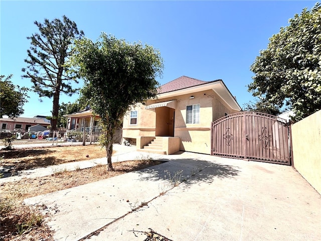 view of front of home