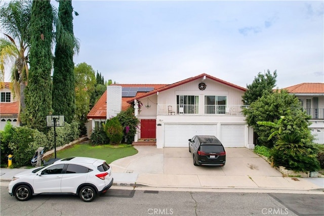 view of front of home featuring a garage