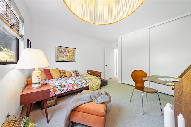 bedroom featuring carpet floors