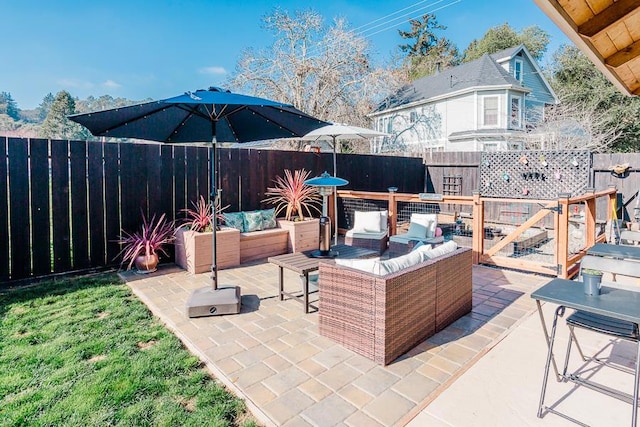 view of patio / terrace featuring an outdoor hangout area