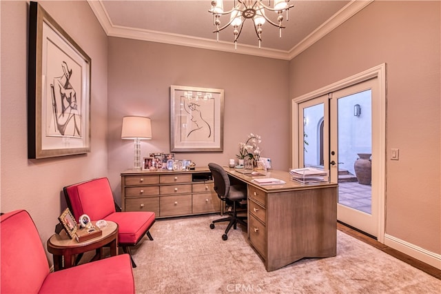 office area with ornamental molding and a notable chandelier