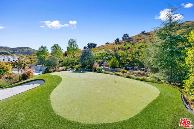 view of property's community with a mountain view