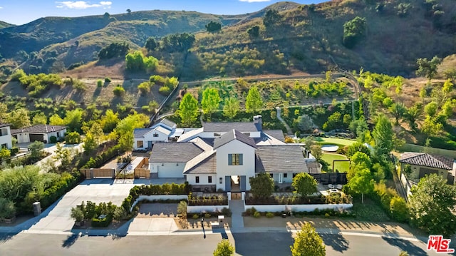 bird's eye view with a mountain view