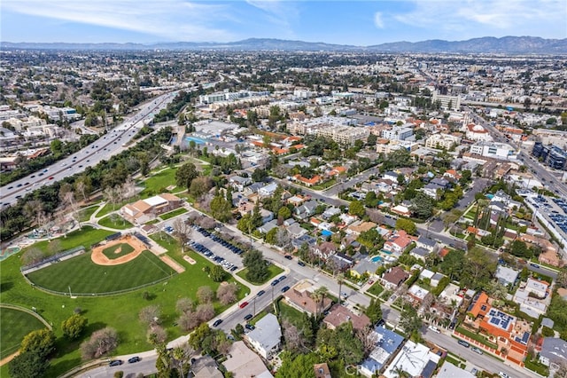 bird's eye view featuring a mountain view