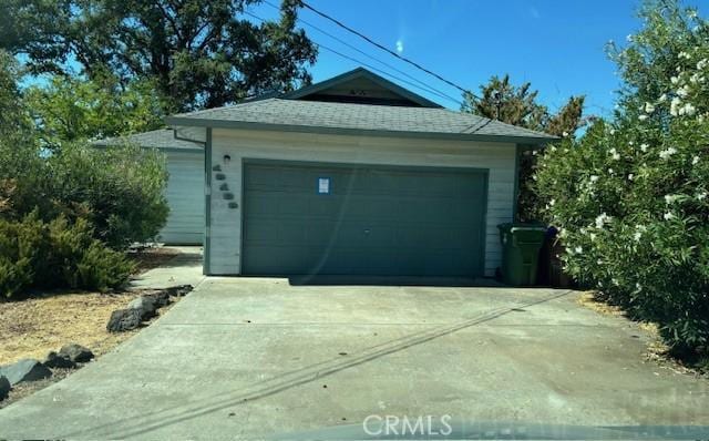 19189 Mountain Mdw N, Hidden Valley Lake, CA 95467 - view of garage