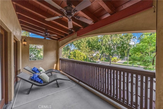 balcony with ceiling fan