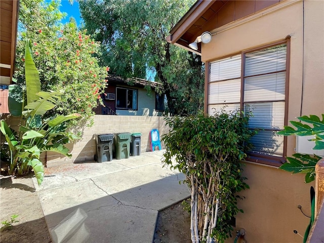 exterior space featuring a patio area