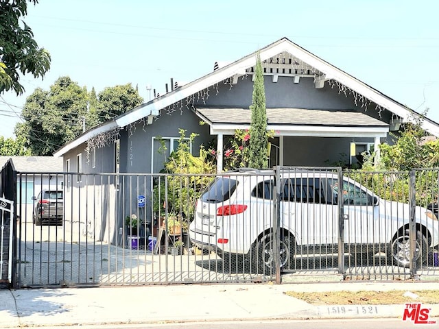 view of front of house