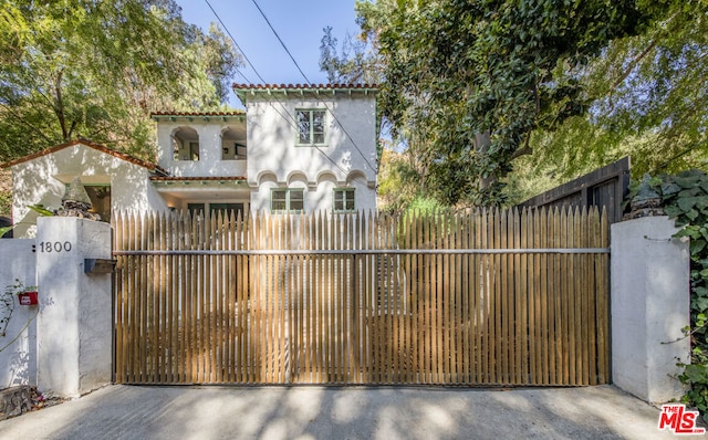 view of front of home