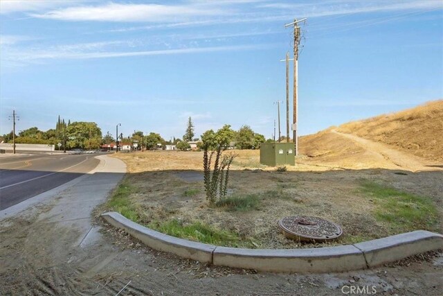 642 Sutter St, Yuba City, CA 95991 - photo 8
