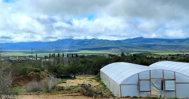 view of mountain feature