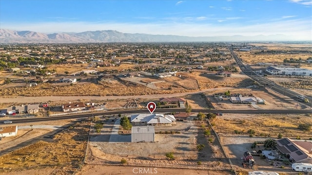 bird's eye view featuring a mountain view