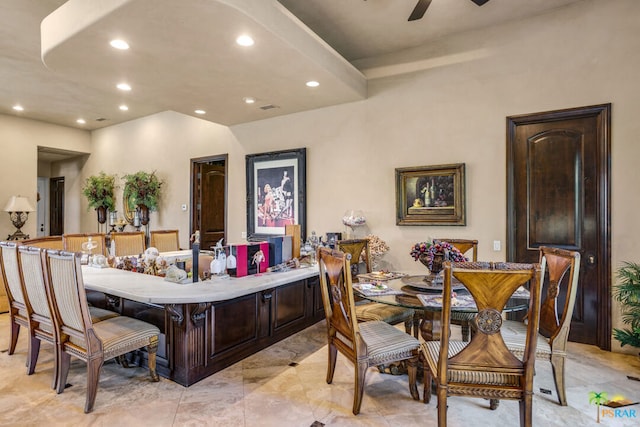 dining room with ceiling fan