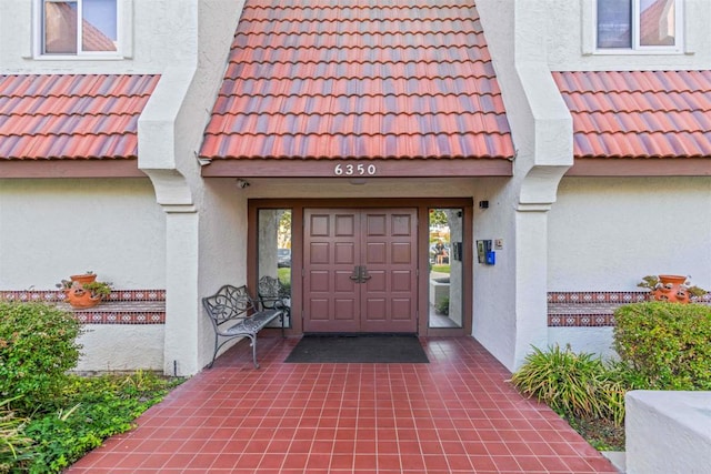 view of property entrance